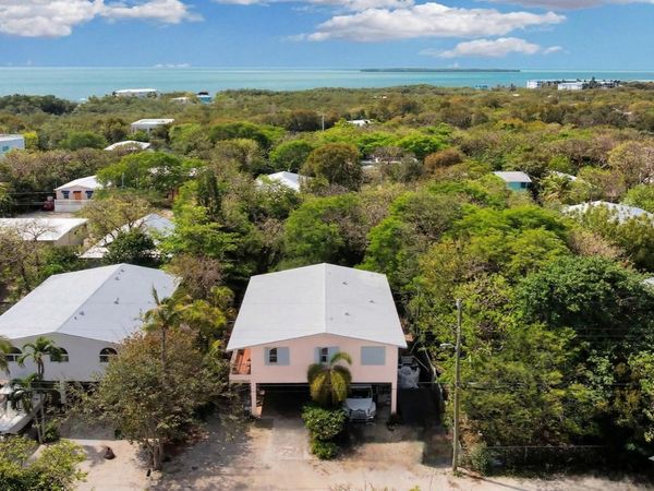 181 Dove Lake Drive, Tavernier, FL 33070