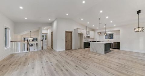 1040 Cellador Road, South Lake Tahoe, CA 96150 Photo