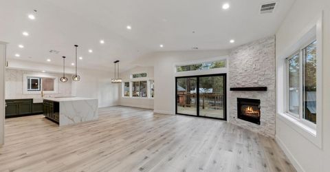 1040 Cellador Road, South Lake Tahoe, CA 96150 Photo