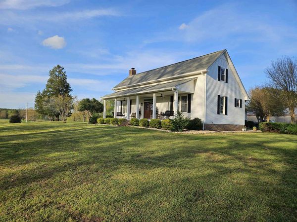 902 Co Rd 606, Rogersville, AL