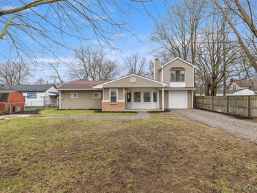 36850 Perry Street , Romulus, MI 48174