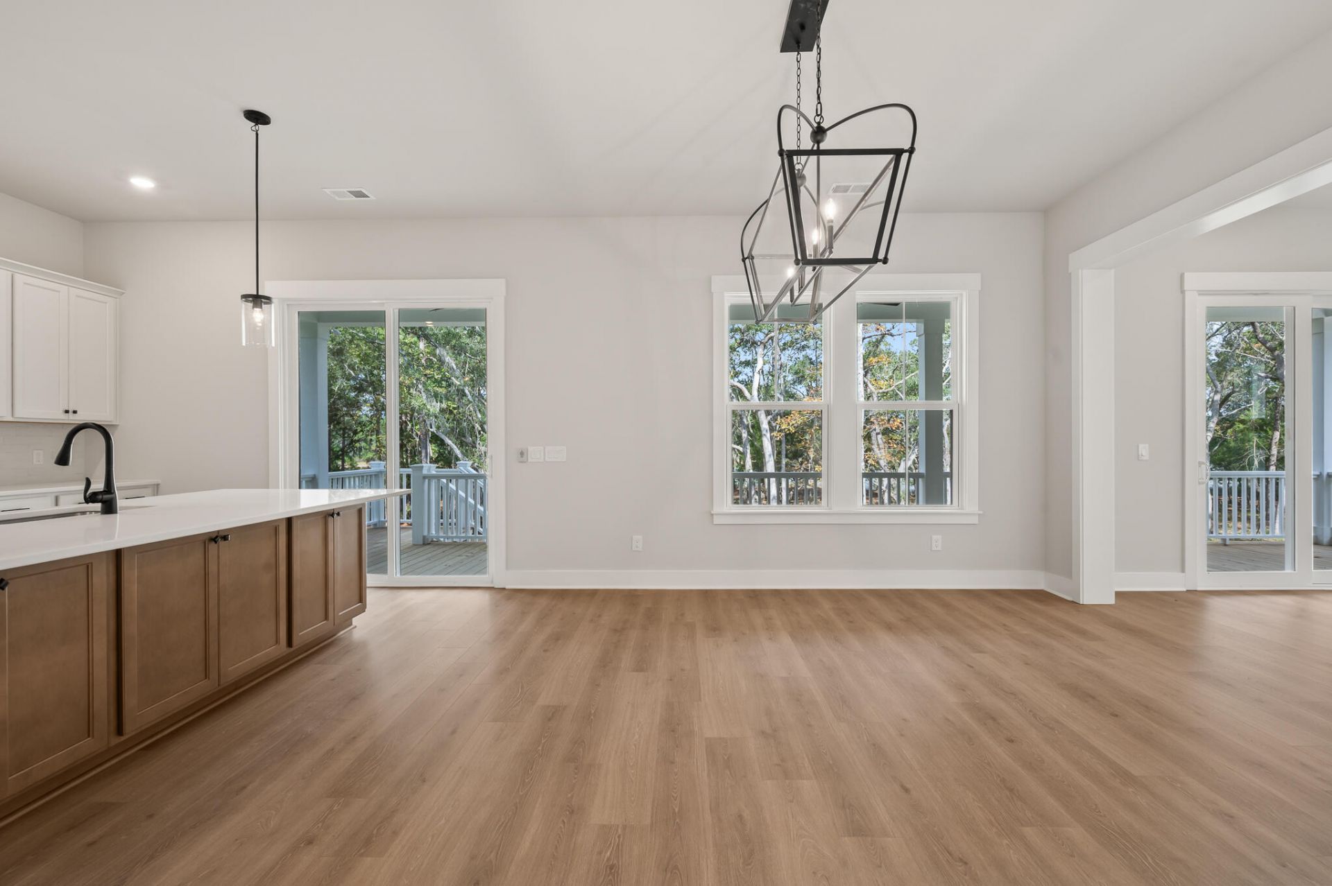 3663 Conch Street Photo 7