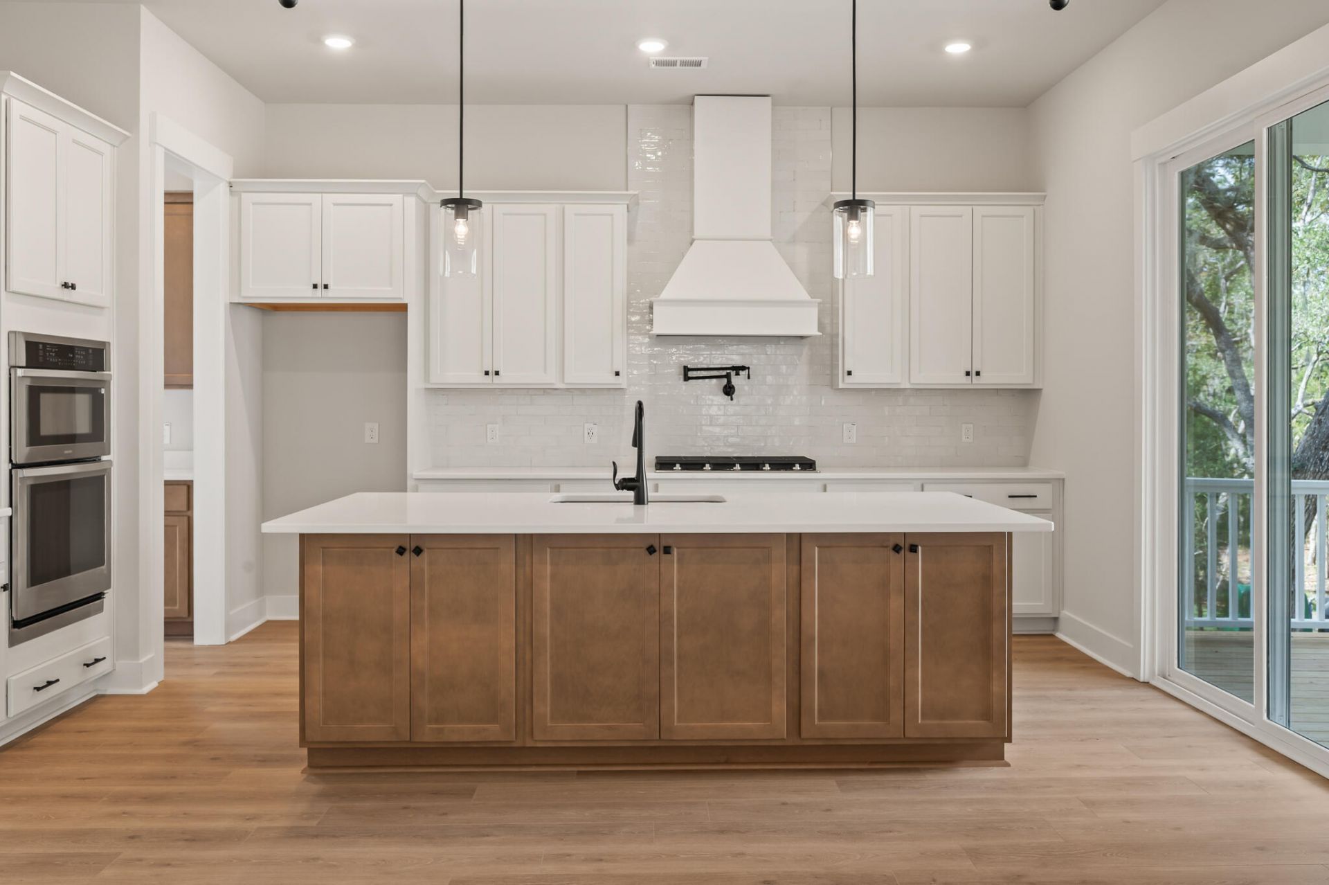 3663 Conch Street Photo 8