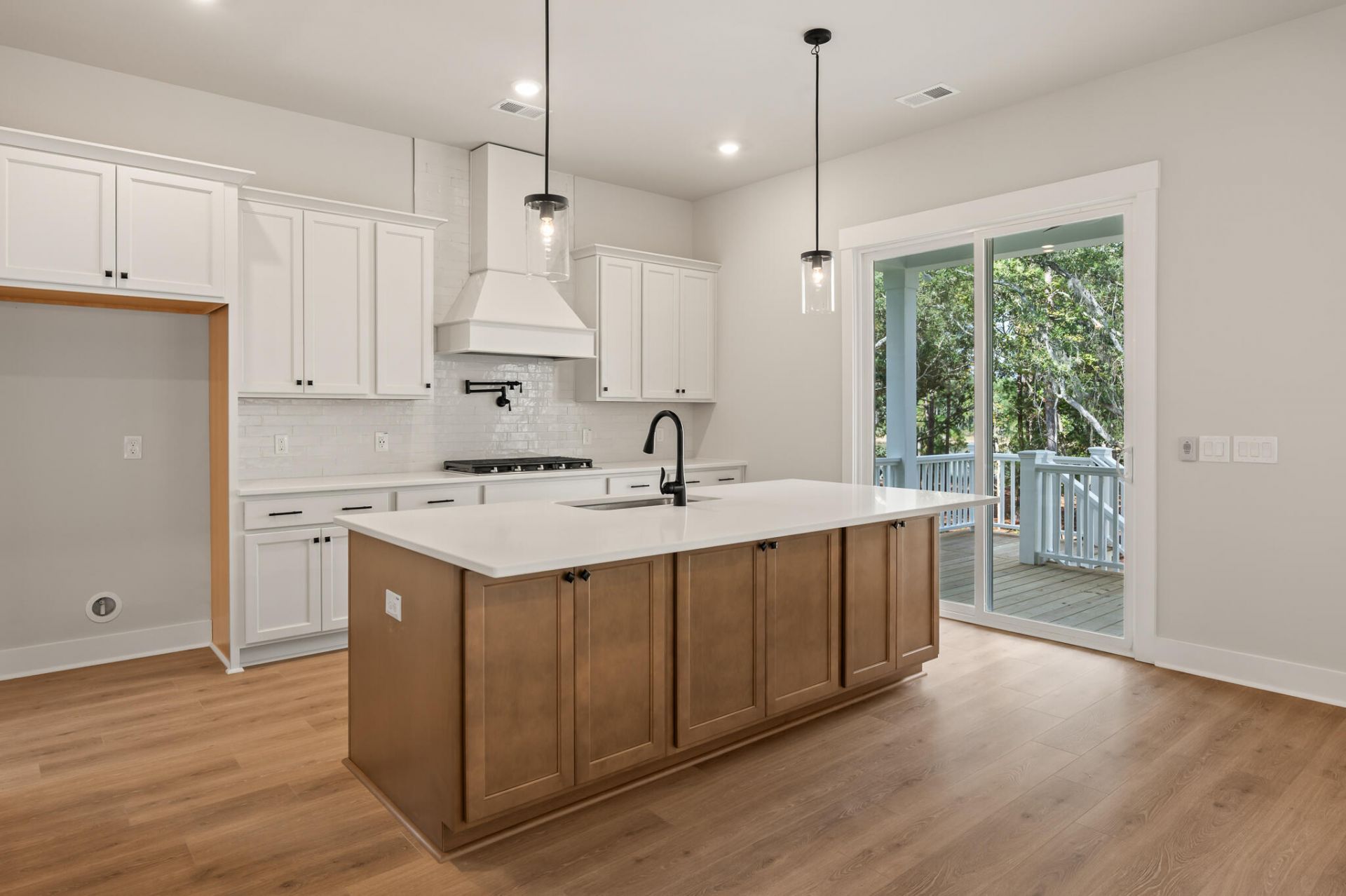 3663 Conch Street Photo 9