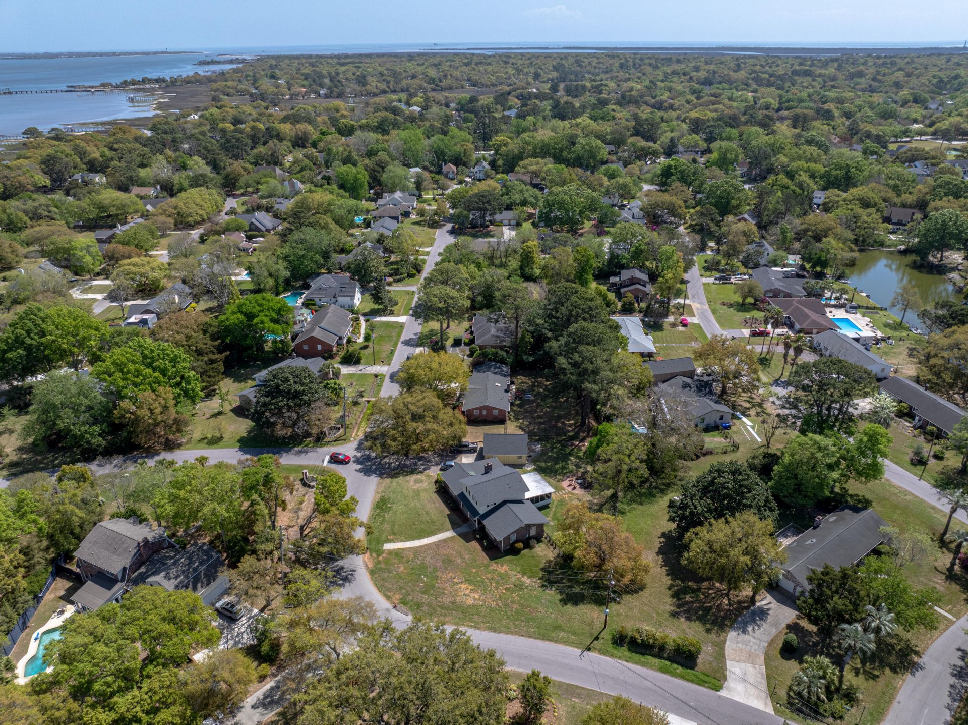 971 Carmel Drive Photo 36