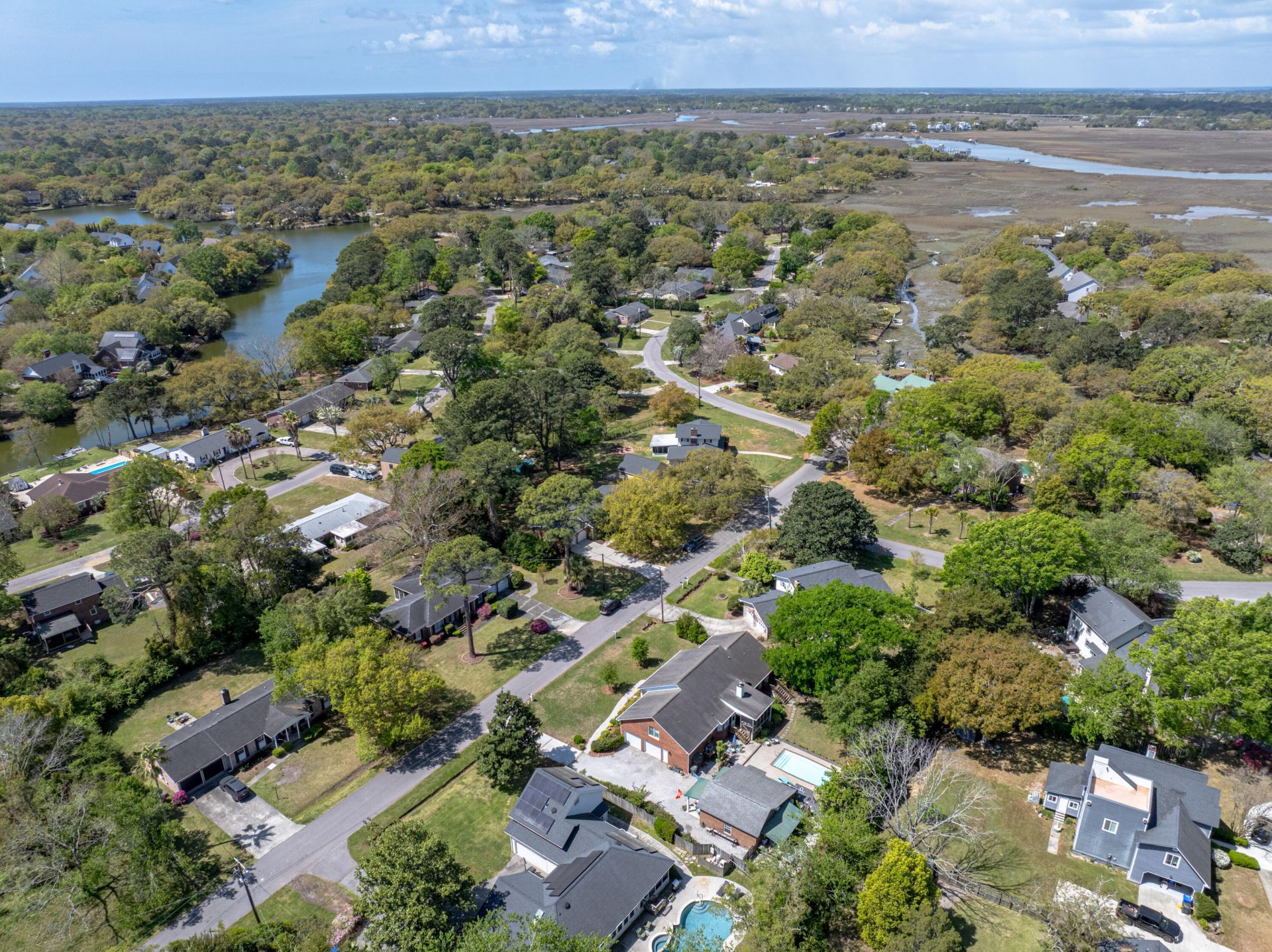 971 Carmel Drive Photo 37