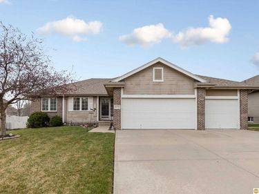 8119 S 167 Street , Omaha, NE 68136