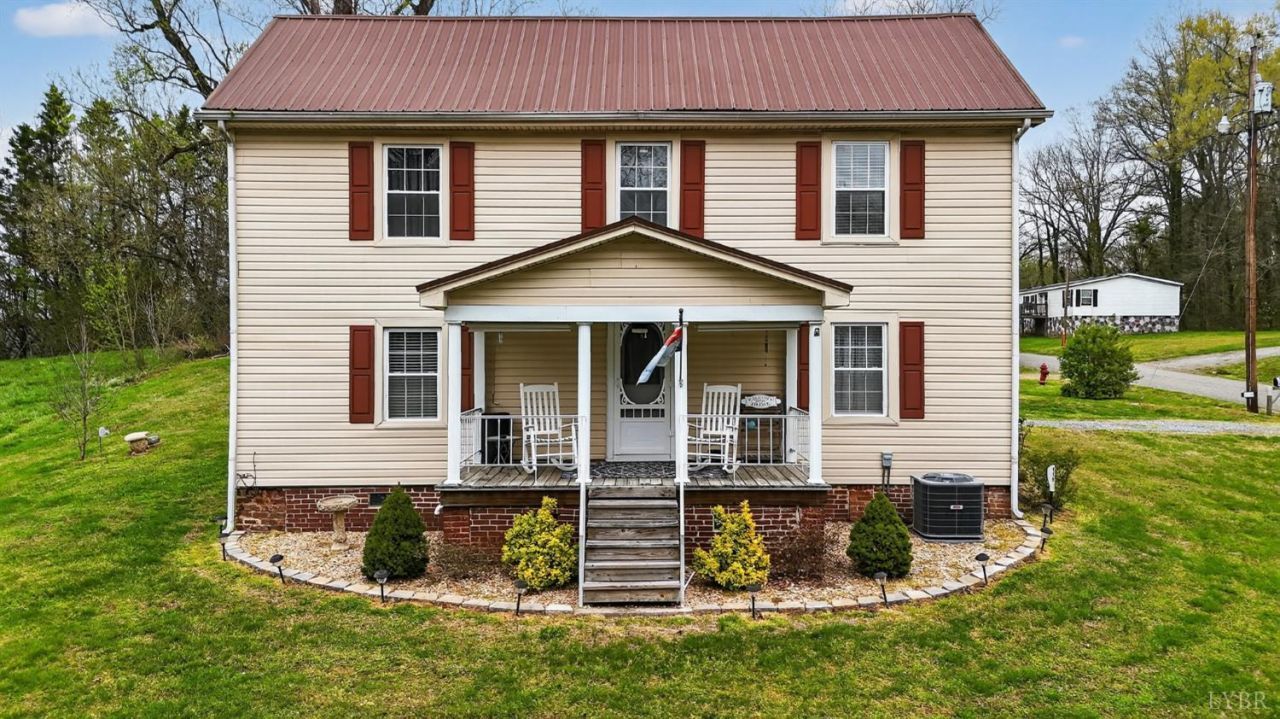 119 White Street, Drakes Branch, VA 23937