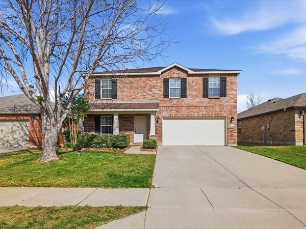 6908 Derbyshire Drive, Fort Worth, TX 76137