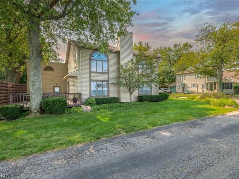 4502 Edgewater Drive, Sheffield Lake, OH 44054 Photo 2