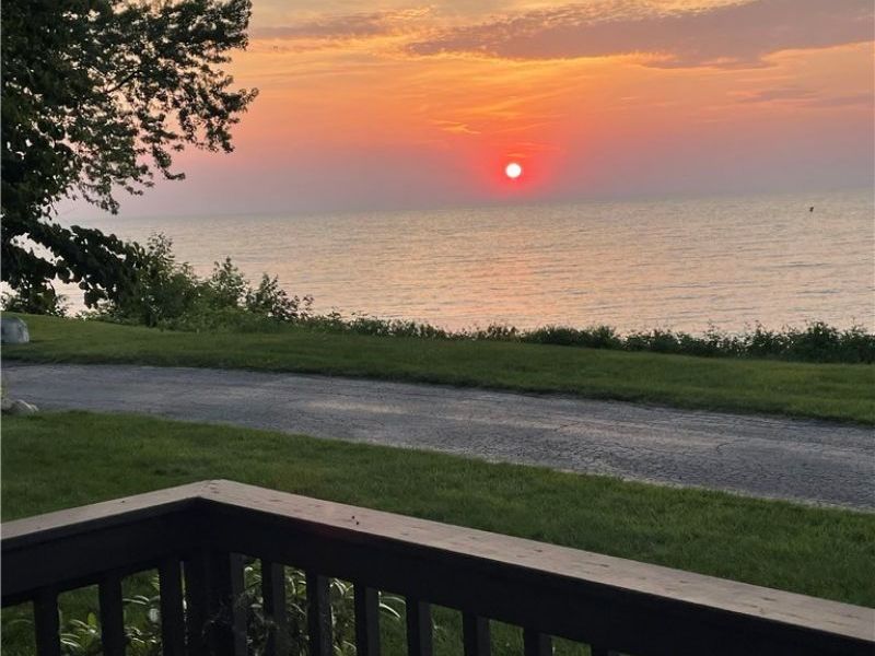 4502 Edgewater Drive, Sheffield Lake, OH 44054 Photo 3