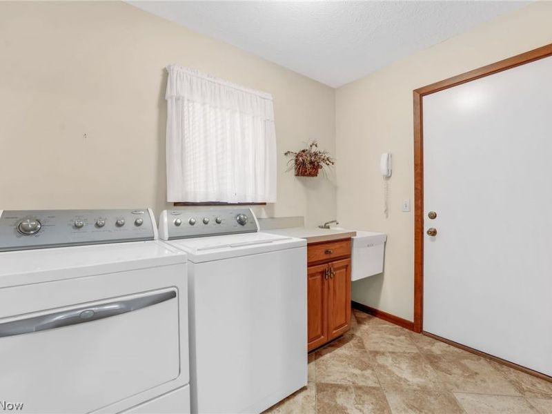 4502 Edgewater Drive, Sheffield Lake, OH 44054 Photo 35