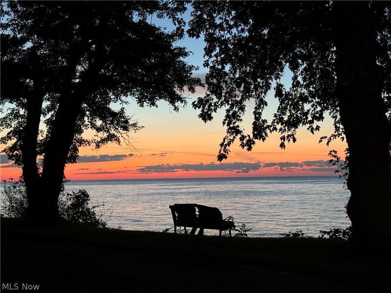 4502 Edgewater Drive, Sheffield Lake, OH 44054 Photo 4