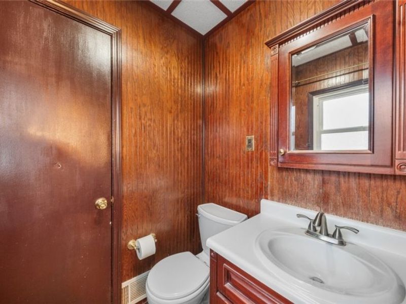 6220 Denison Boulevard, Parma Heights, OH 44130 Photo 14