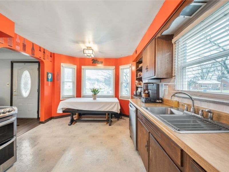 6220 Denison Boulevard, Parma Heights, OH 44130 Photo 7