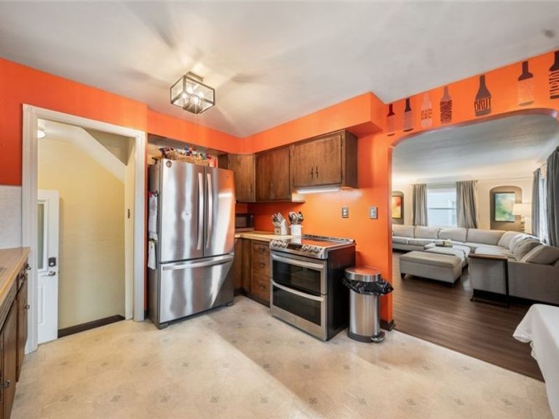 6220 Denison Boulevard, Parma Heights, OH 44130 Photo 9