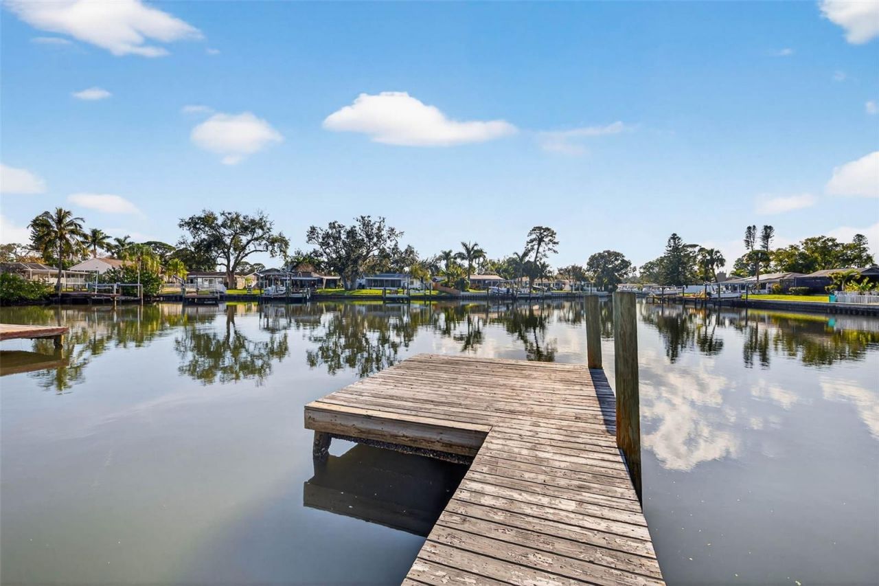 4790 Venetian Boulevard Ne, Saint Petersburg, FL 33703 Photo