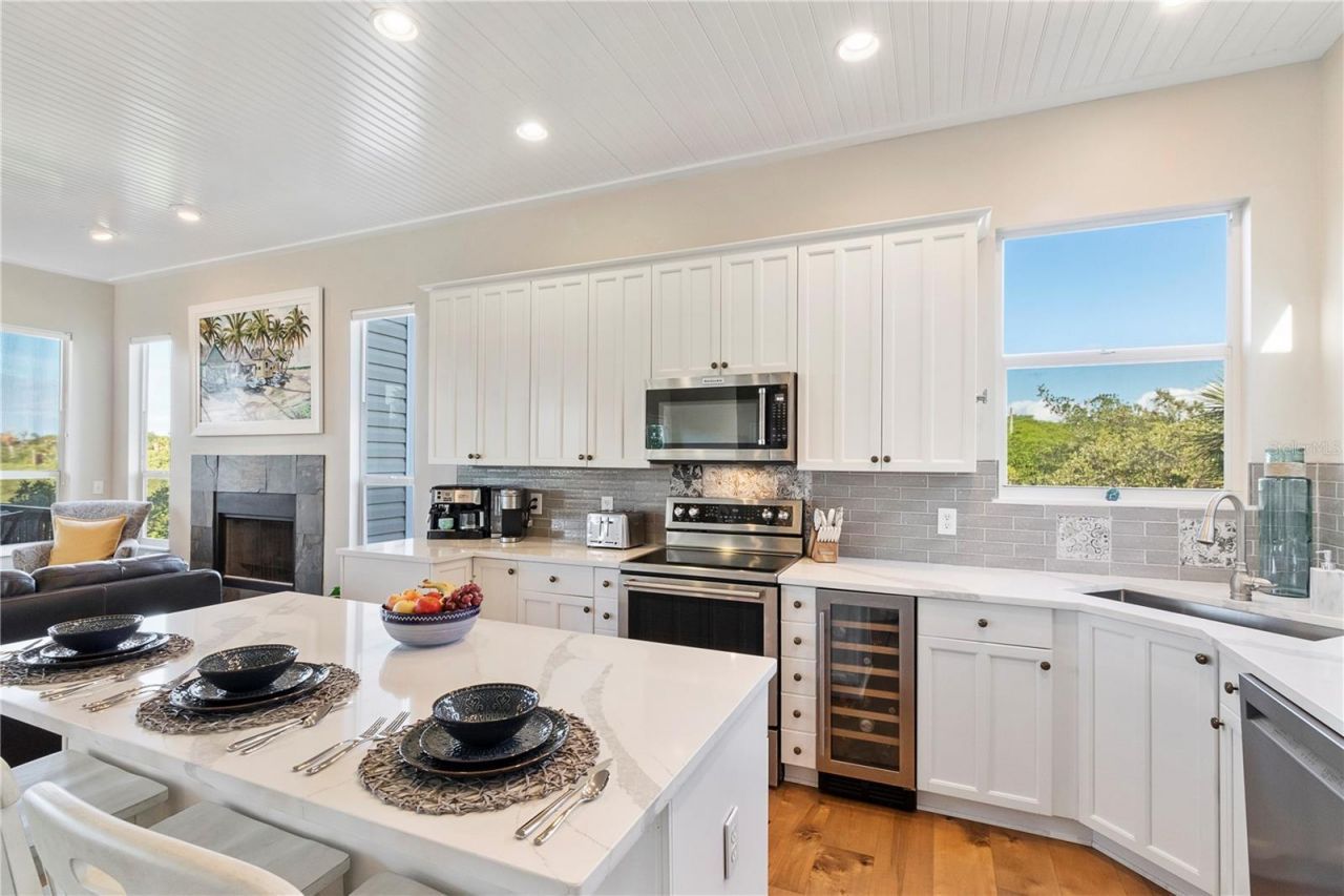 7325 Holly Road, Terra Ceia, FL 34250 Photo