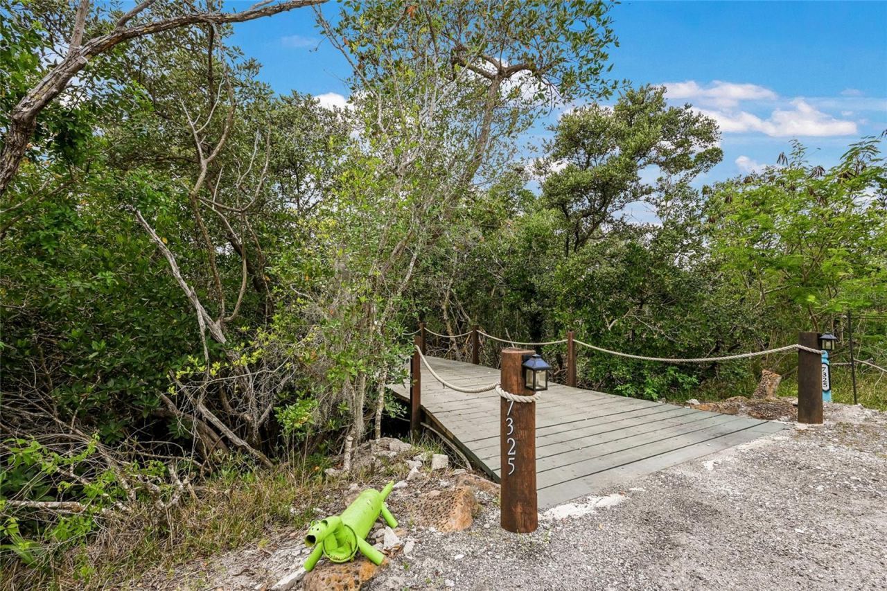 7325 Holly Road, Terra Ceia, FL 34250 Photo