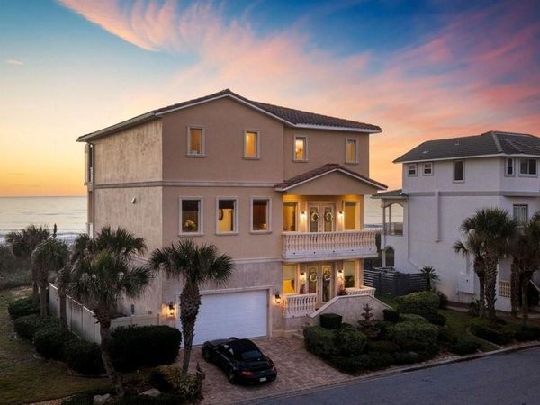 11 OCEAN DUNE CIRCLE, PALM COAST, FL 32137