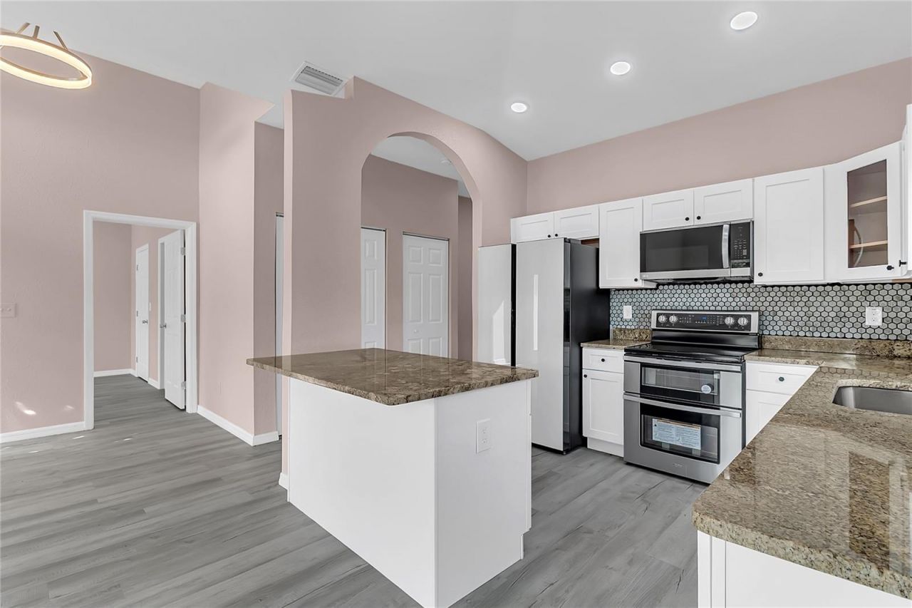 707 Hamilton Street , New Smyrna Beach, FL 32168 Photo