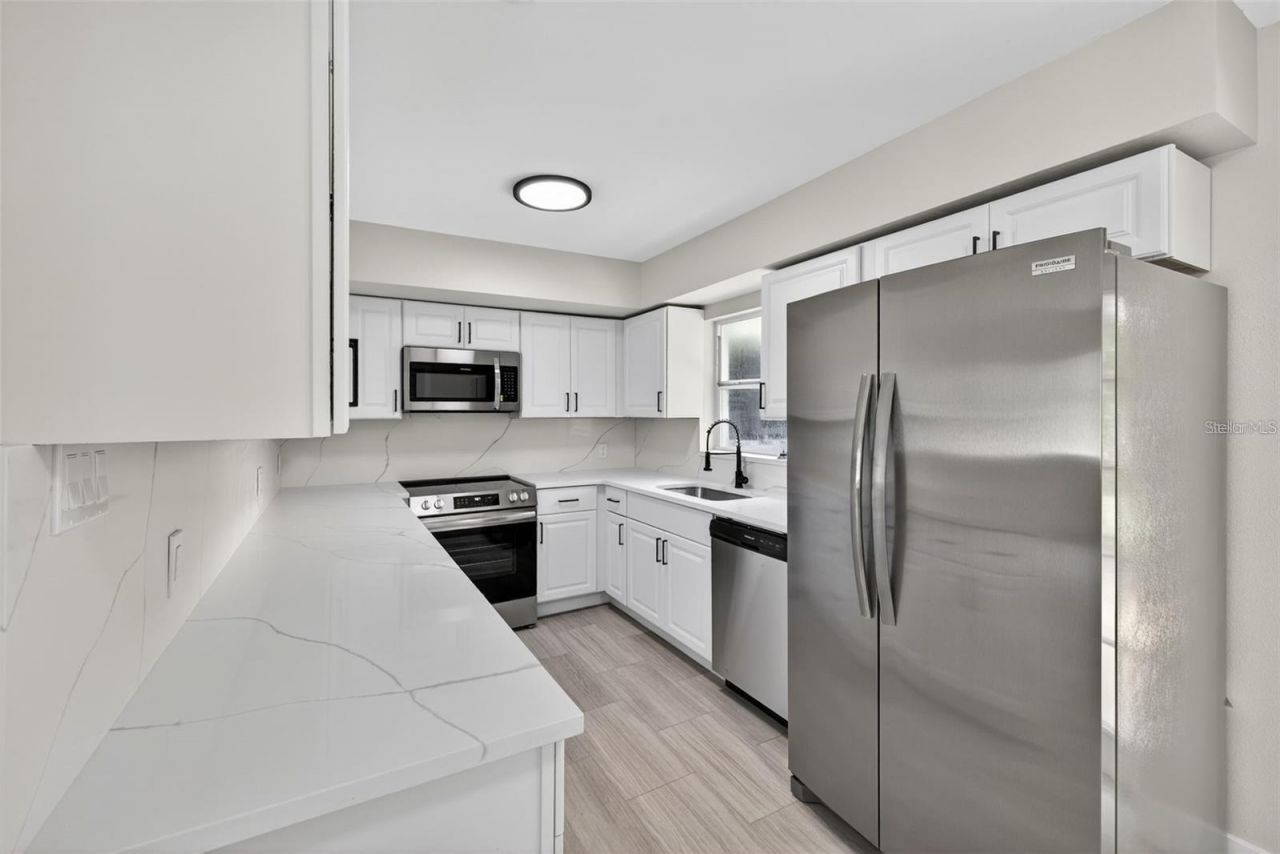 413 Country Club Drive, Oldsmar, FL 34677 Photo