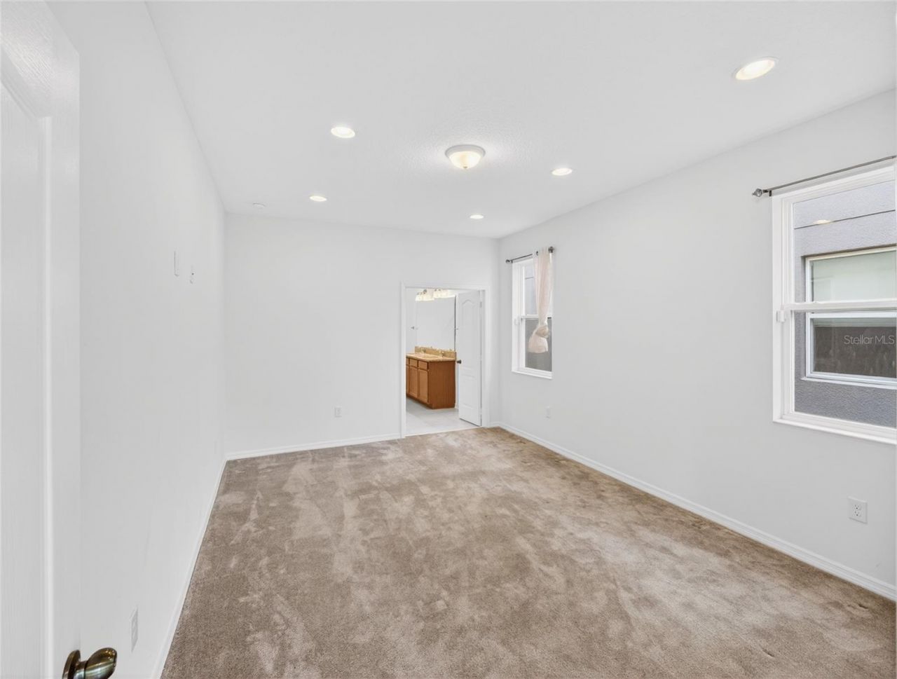 2556 Leyland Cypress Lane , Sanford, FL 32773 Photo