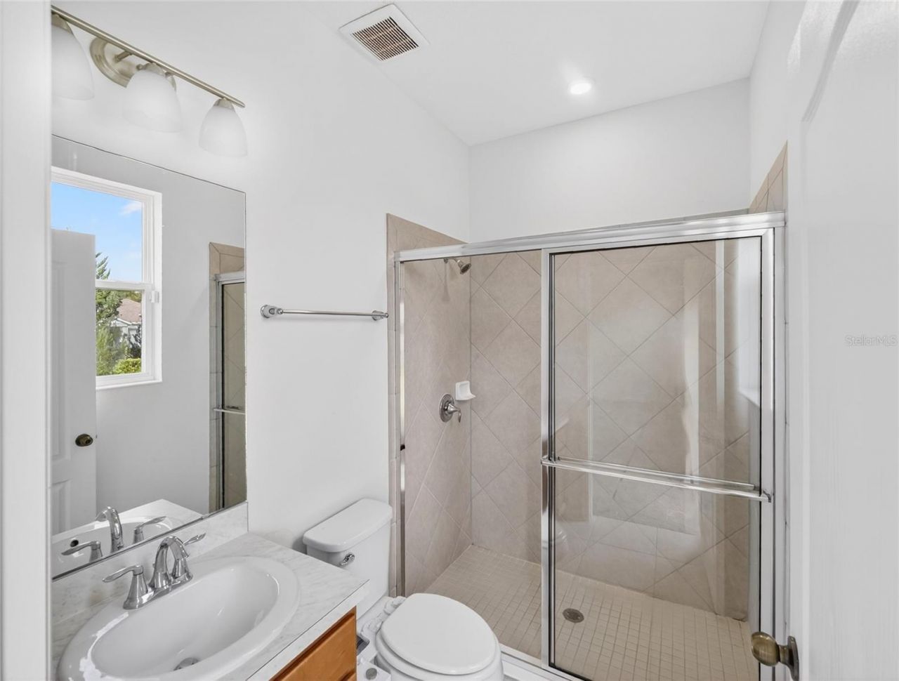 2556 Leyland Cypress Lane, Sanford, FL 32773 Photo