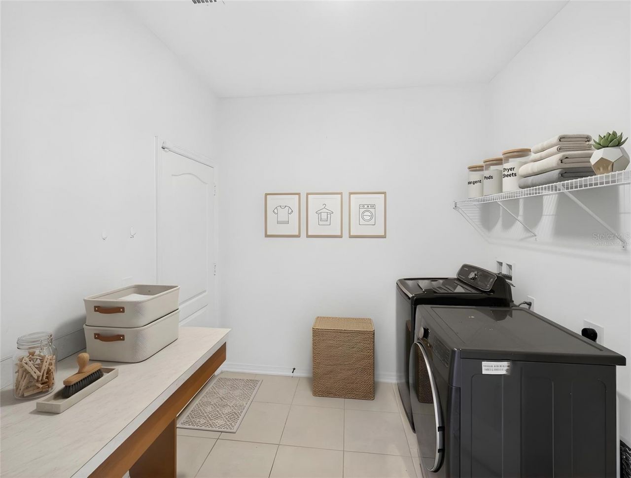 2556 Leyland Cypress Lane, Sanford, FL 32773 Photo