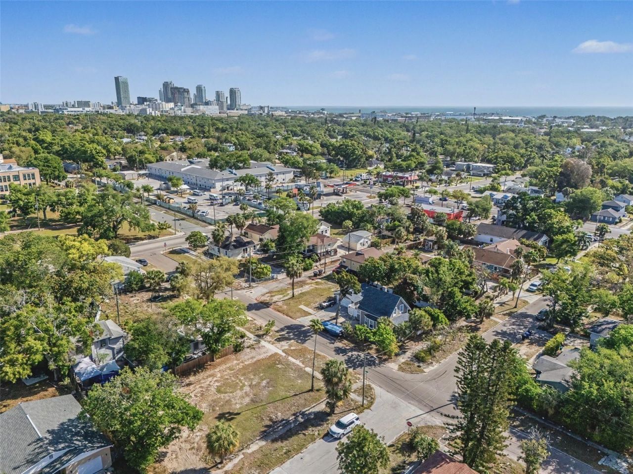 1816 10th Street S, Saint Petersburg, FL 33705 Photo