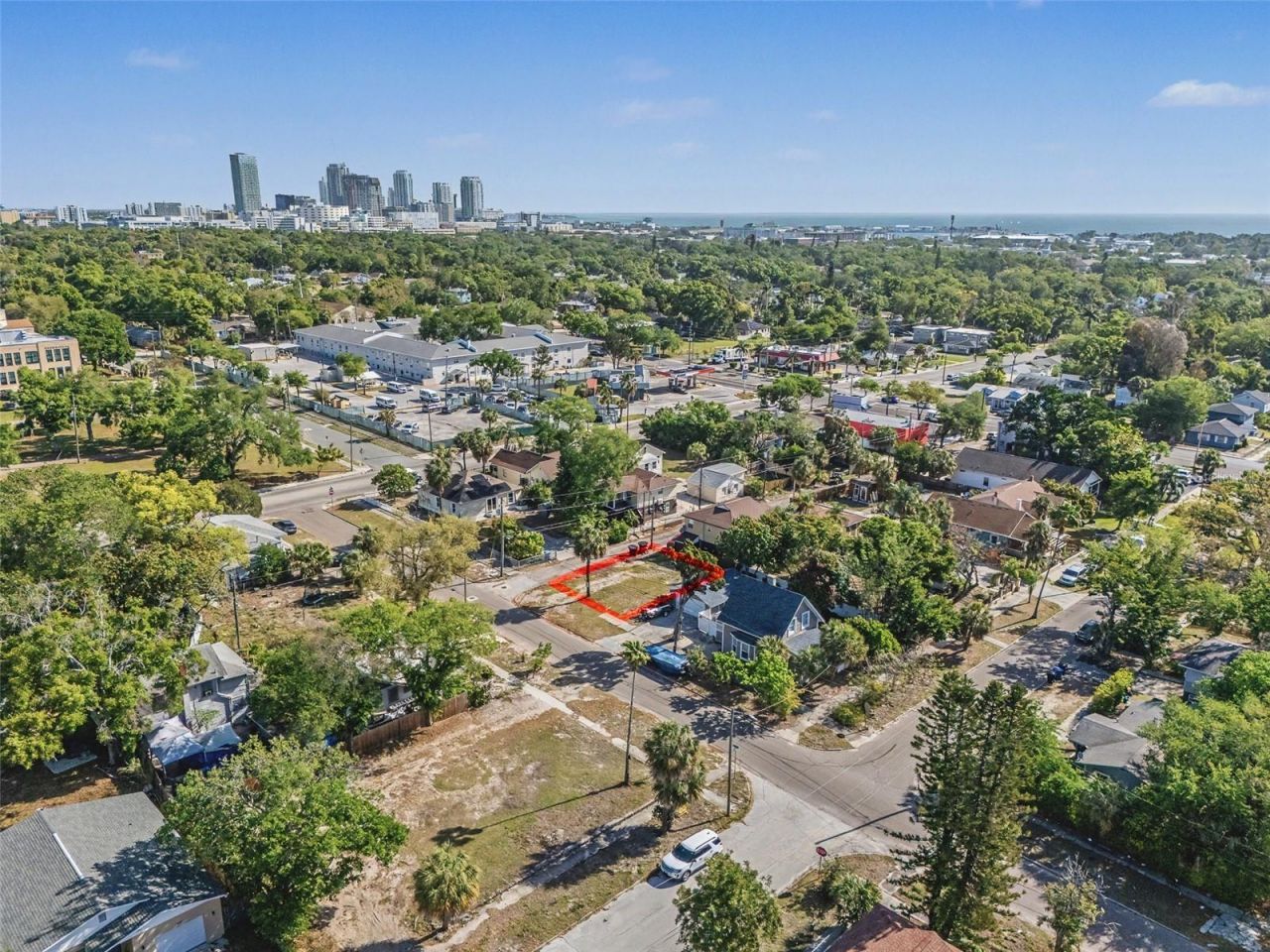 1816 10th Street S, Saint Petersburg, FL 33705 Photo