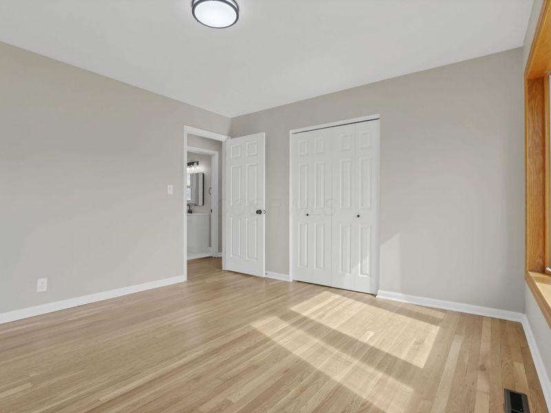 389 Deerfield Road, Columbus, OH 43228 Photo 15