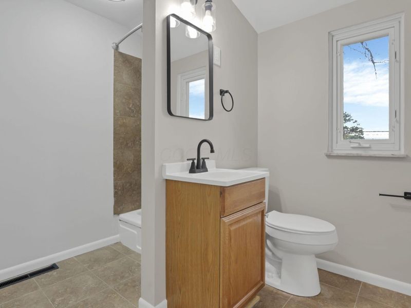 389 Deerfield Road, Columbus, OH 43228 Photo 20