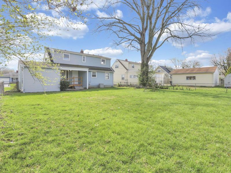 389 Deerfield Road, Columbus, OH 43228 Photo 32