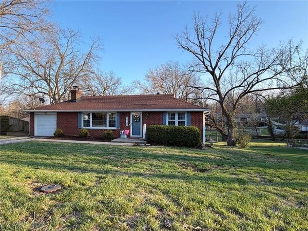 9721 W 57th Street, Merriam, KS 66203