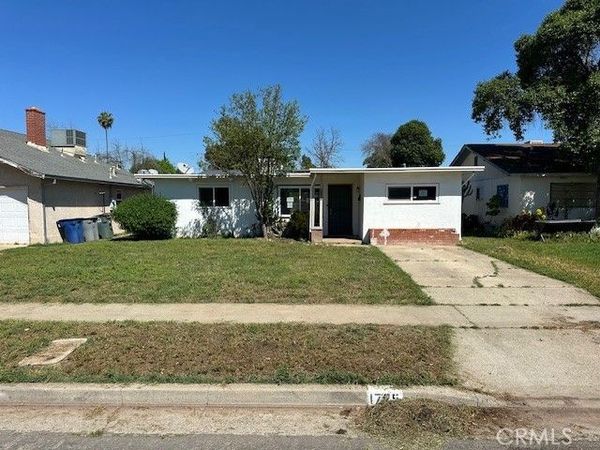 1725 E 22nd , Merced, CA 95340