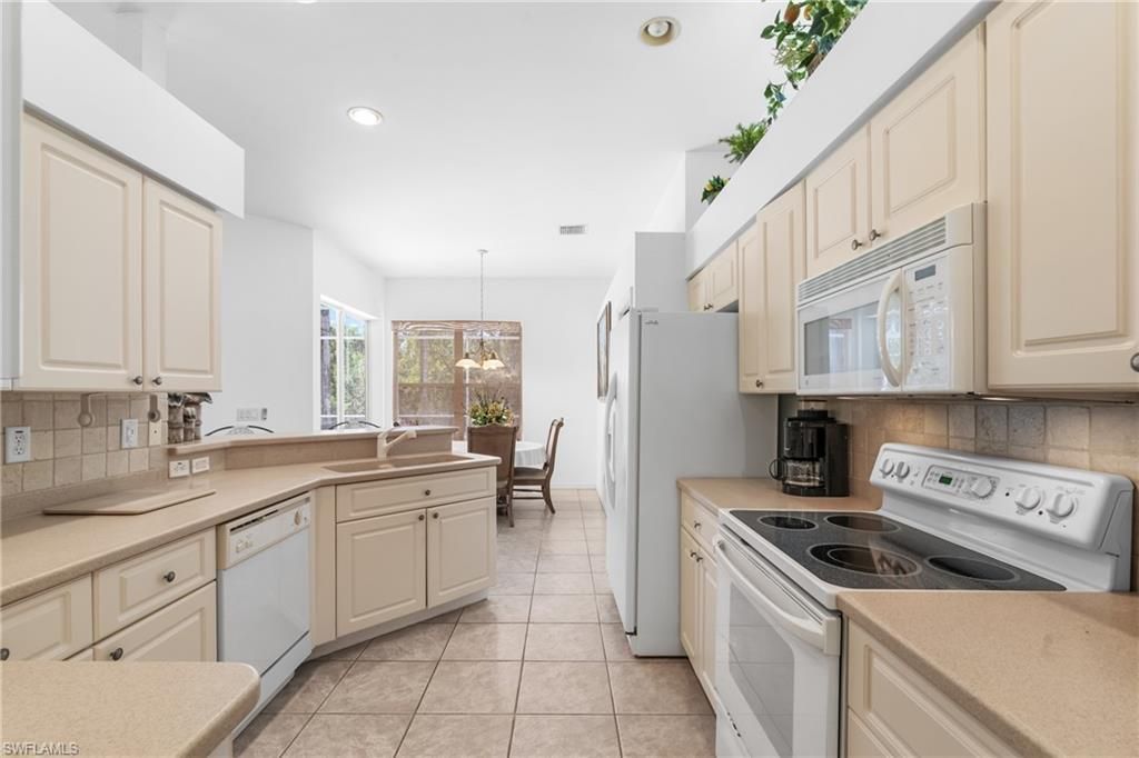 25900 Creekbend Dr, Bonita Springs, FL 34135 Photo