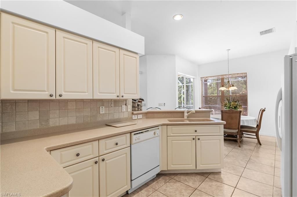 25900 Creekbend Dr, Bonita Springs, FL 34135 Photo