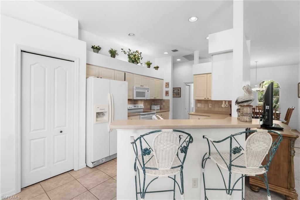 25900 Creekbend Dr, Bonita Springs, FL 34135 Photo