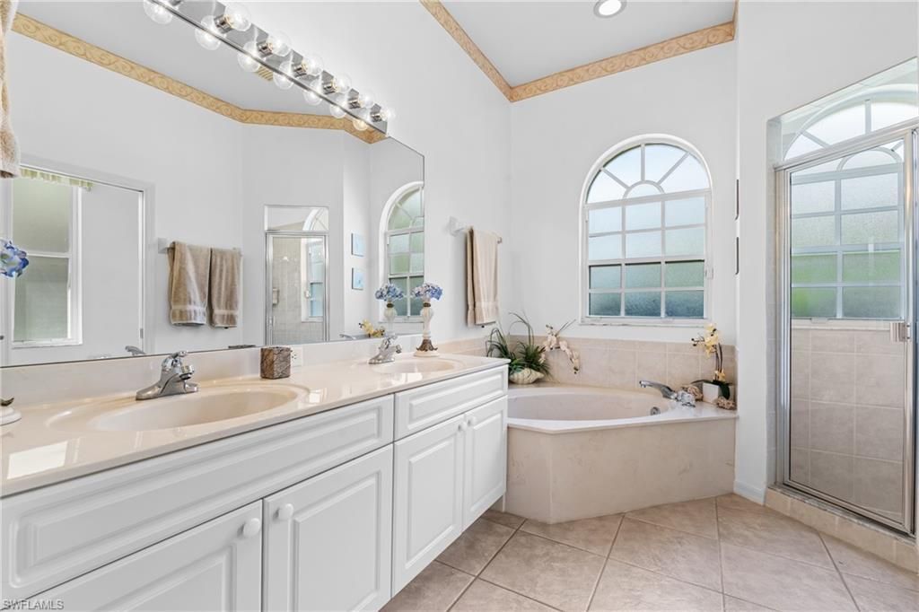 25900 Creekbend Dr, Bonita Springs, FL 34135 Photo