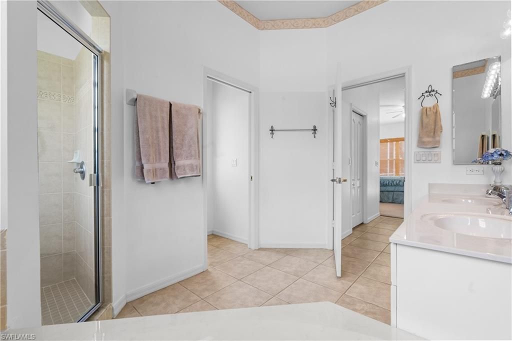 25900 Creekbend Dr, Bonita Springs, FL 34135 Photo