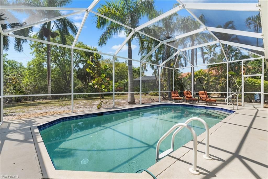 25900 Creekbend Dr, Bonita Springs, FL 34135 Photo