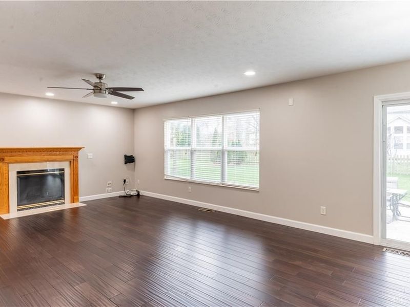 91 Hillcrest Drive, Clearcreek Township, OH 45066 Photo 7