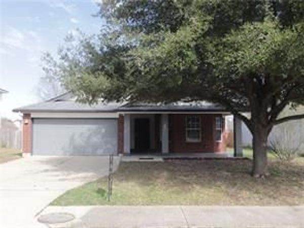 800 Riverway LN , Leander, TX 78641