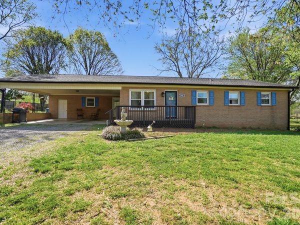 2985 E Nc 10 Highway , Conover, NC 28613