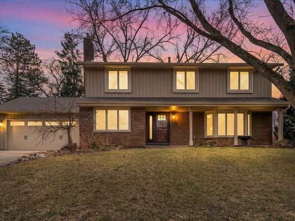 6068 Olinger Circle, Edina, MN 55436