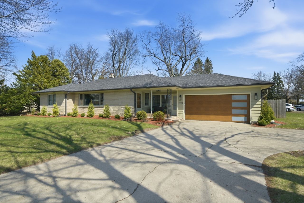 1920 S 4th Street, DeKalb, IL 60115 Main Photo