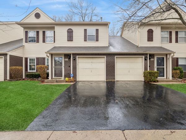 404 Ballard Drive , Algonquin, IL 60102