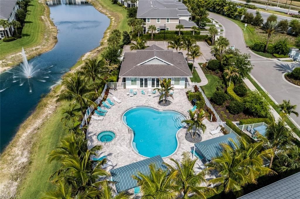 6954 Avalon Cir, Unit 707, Naples, FL 34112 Photo