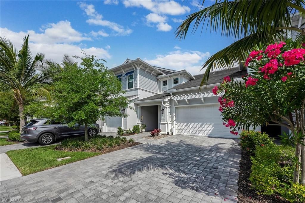 6954 Avalon Cir, Unit 707, Naples, FL 34112 Photo